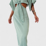 Myra Vestido Fluido con Lazo Frontal y Cut-Outs