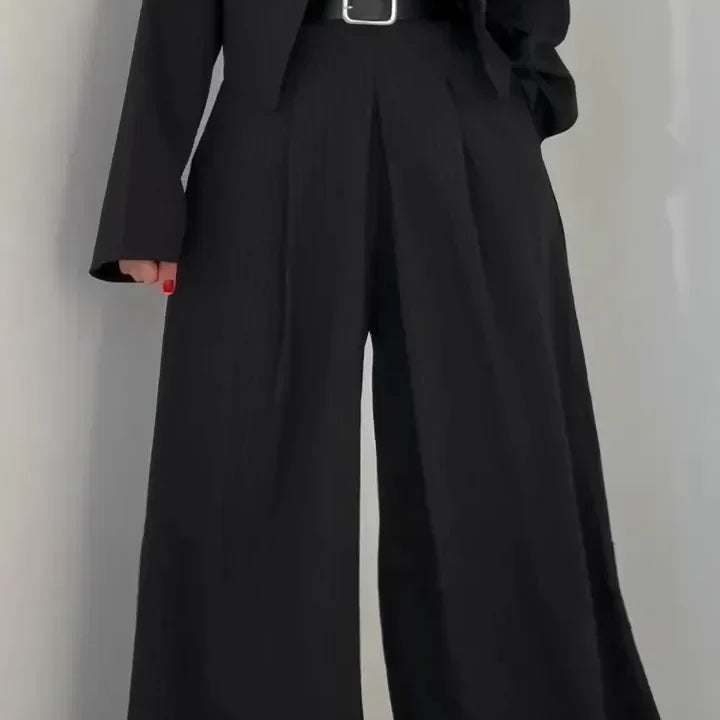 Lidia | Conjunto de Bustier + Chaqueta para Damas – Estilo Elegante y Moderno