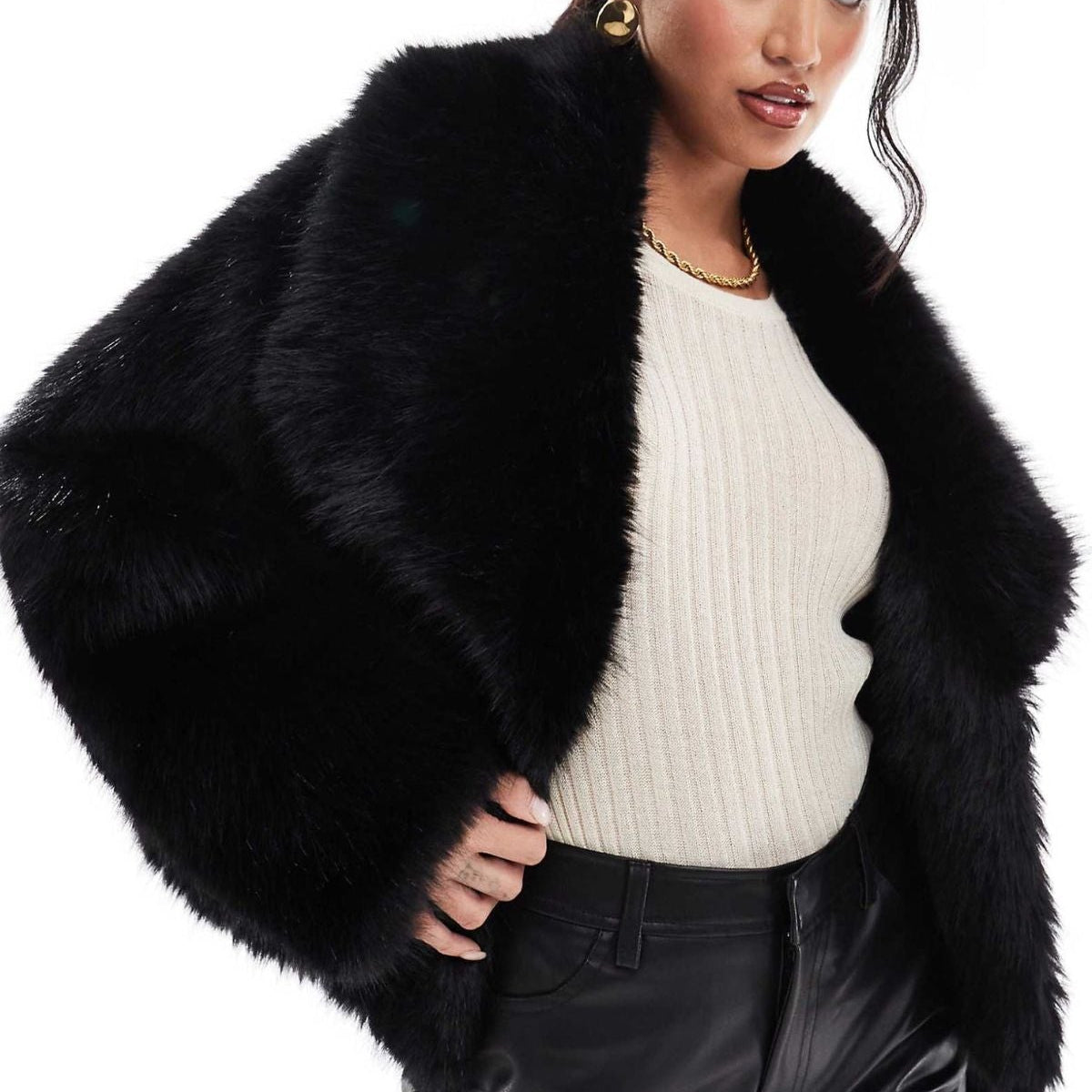 Abrigo corto de pelo