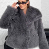 Abrigo corto de pelo