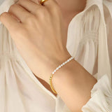 AMÉLIE PEARL | PULSERA CON CADENA DORADA Y PERLAS NATURALES