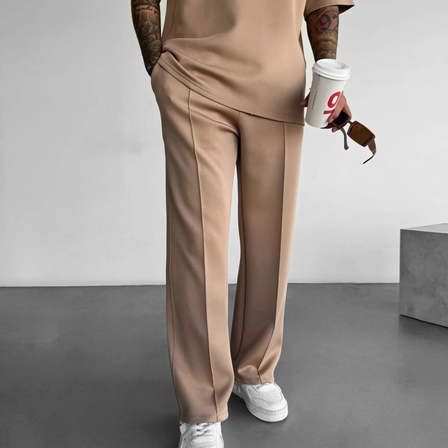 Jogger amplio y relajado