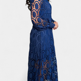 Jovie Vestido Midi de Encaje Bordado con Cuello Alto