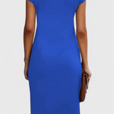 Katrina Vestido Midi Atemporal con Cuello Redondo y Detalle Drapeado