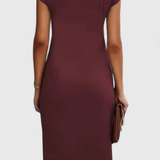 Katrina Vestido Midi Atemporal con Cuello Redondo y Detalle Drapeado