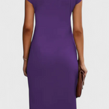 Katrina Vestido Midi Atemporal con Cuello Redondo y Detalle Drapeado