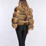 Abrigo corto de piel