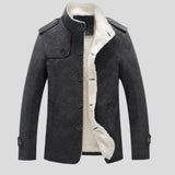 Noah™ | Ropa exterior elegante