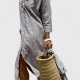 Sherlyn Vestido Camisero de Rayas con Estilo Atemporal