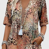 Perla Vestido Boho con Estampado Floral y Detalles en Crochet