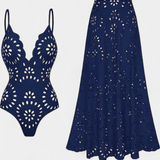 Ahria Swimsuit con Falda y Detalle Floral Calado