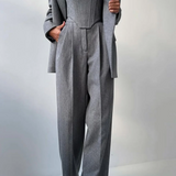 Dolce - Conjunto de Tres Piezas con Blazer de Doble Botonadura