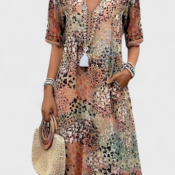 Perla Vestido Boho con Estampado Floral y Detalles en Crochet